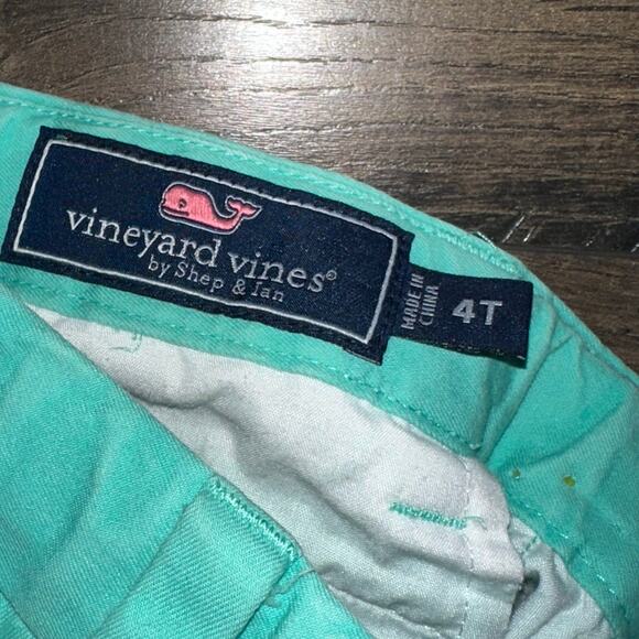 Vineyard Vines Shorts - Picture 6 of 6